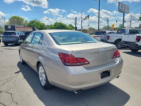 Used 2008 Toyota Avalon Limited FWD image 3