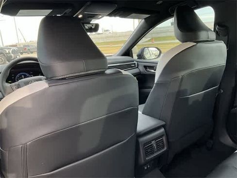 Certified 2025 Toyota Camry SE image 15