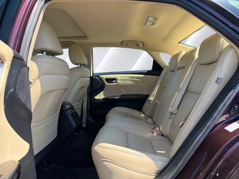 Used 2016 Toyota Avalon Limited FWD image 11