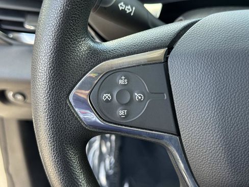 Used 2018 Chevrolet Traverse LS FWD image 11