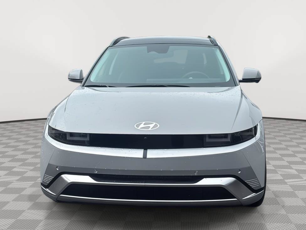 Used 2026 Hyundai Ioniq 5 Limited AWD/4WD image 2