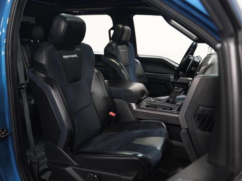 Used 2019 Ford F150 Raptor w/ Equipment Group 802A Luxury image 40