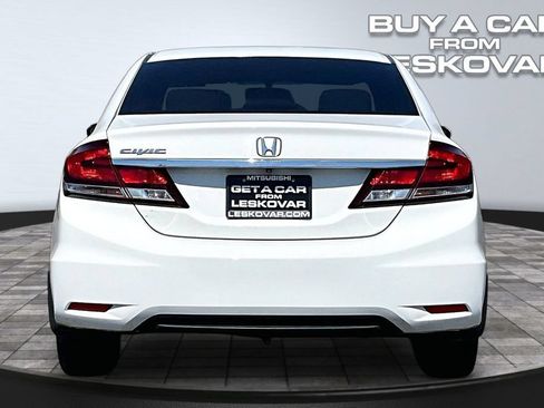 Used 2015 Honda Civic SE image 4