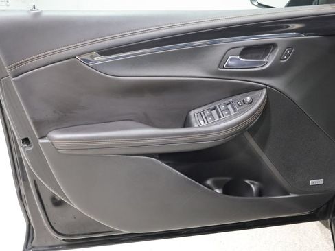 Used 2018 Chevrolet Impala Premier FWD image 13
