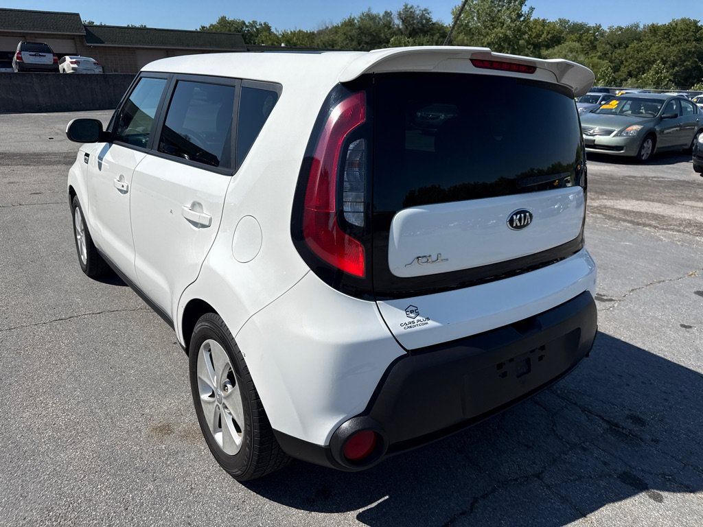 Used 2016 Kia Soul FWD image 8
