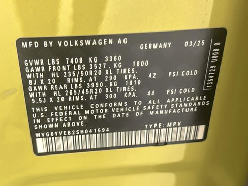 New 2025 Volkswagen ID. Buzz 1st Edition image 27