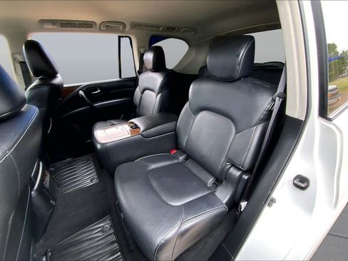 Used 2019 INFINITI QX80 Luxe w/ 22" Wheel Package RWD image 21