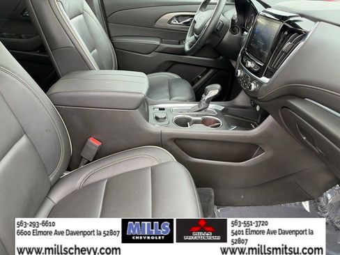 Used 2023 Chevrolet Traverse Premier w/ Redline Edition FWD image 23
