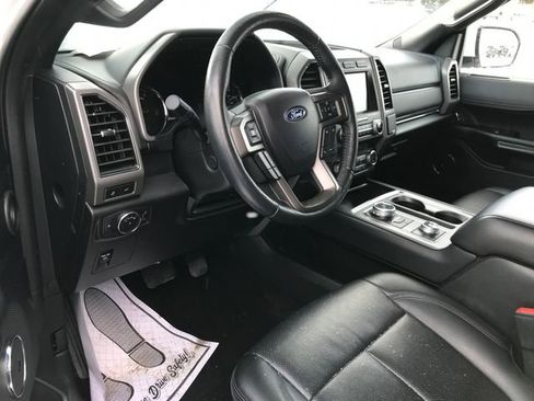 Used 2020 Ford Expedition XLT w/ Equipment Group 202A image 7