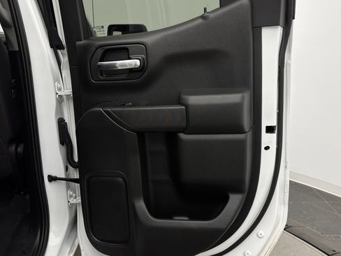 Used 2024 Chevrolet Silverado 1500 Custom image 27