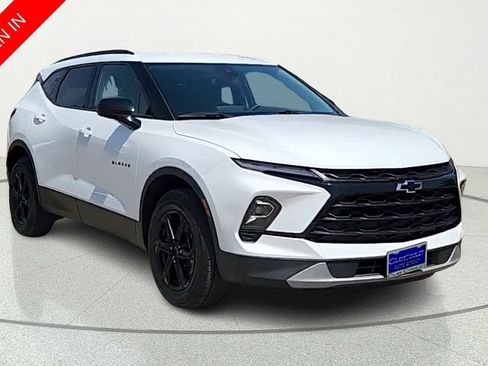 Certified 2023 Chevrolet Blazer LT w/ Midnight/Sport Edition FWD image 1