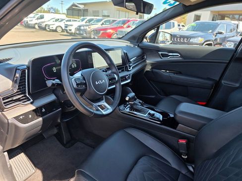 Used 2025 Kia Sportage X-Line image 9