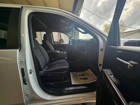 Used 2022 Chevrolet Silverado 2500 LT w/ Convenience Package image 15