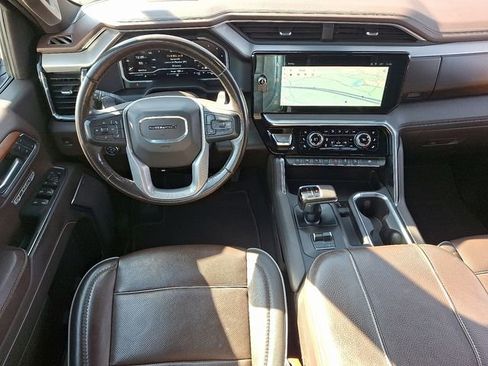 Used 2023 GMC Sierra 1500 Denali w/ Denali Reserve Package image 11