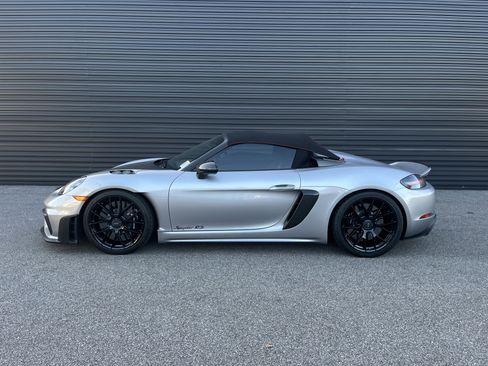 Certified 2025 Porsche 718 Boxster Spyder RS image 3