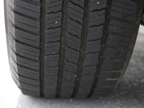 Used 2020 Mercedes-Benz GLE 350 w/ Premium Package image 90