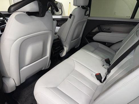 Used 2023 Land Rover Range Rover Sport SE AWD/4WD image 21