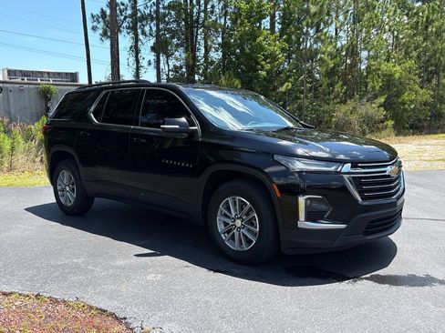 Used 2022 Chevrolet Traverse LT FWD image 37