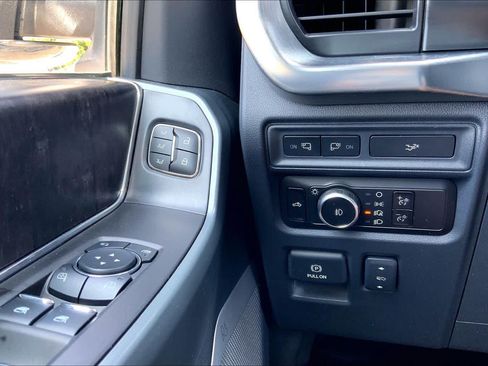 Used 2023 Ford F150 Lariat w/ Equipment Group 502A High AWD/4WD image 34