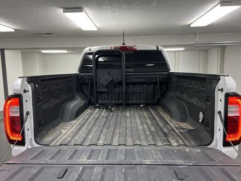 Used 2024 GMC Canyon AT4X w/ AT4X AEV Edition image 25