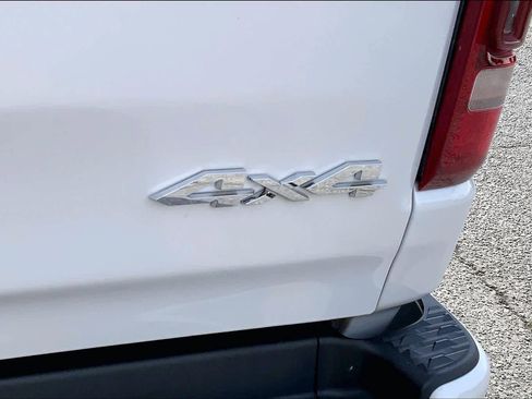 Used 2020 RAM 1500 Limited w/ Body Color Bumper Group AWD/4WD image 10