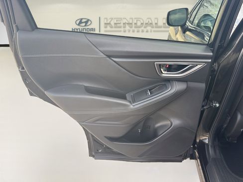 Used 2019 Subaru Forester Limited AWD/4WD image 23