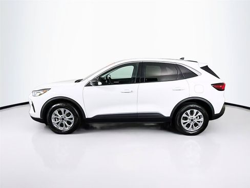 Used 2023 Ford Escape Active AWD/4WD image 8