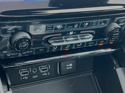 New 2024 Jeep Grand Cherokee Limited 4xe w/ Luxury Tech Group II image 19