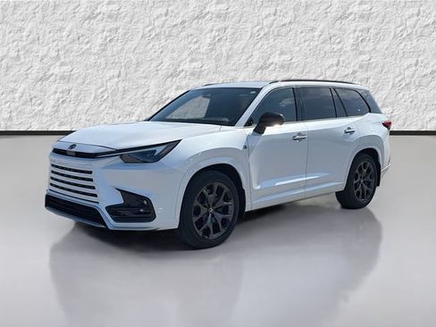 New 2026 Lexus TX 500h AWD image 7