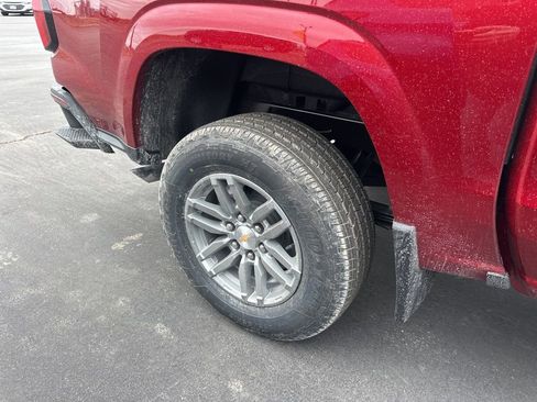 New 2026 Chevrolet Colorado LT image 9