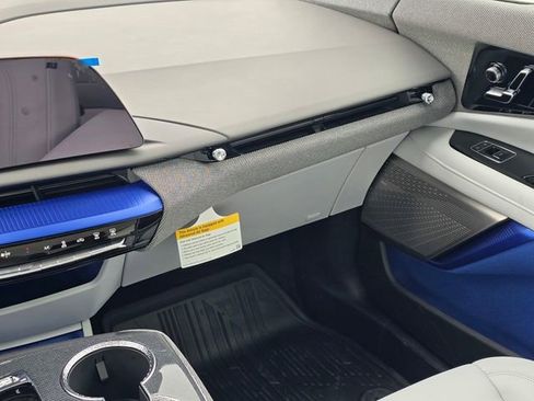 New 2026 Cadillac Optiq Luxury 1 image 19