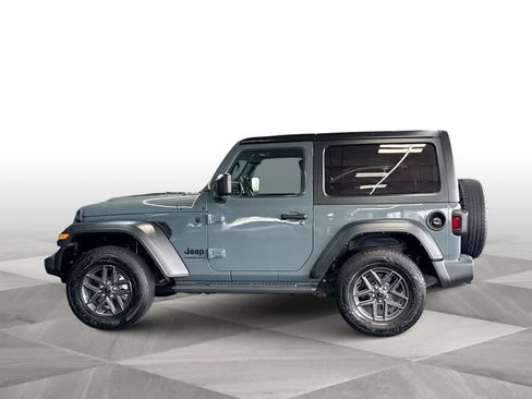 Used 2024 Jeep Wrangler Sport AWD/4WD image 5