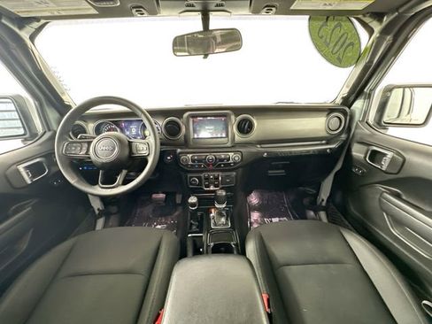 Used 2023 Jeep Wrangler Unlimited w/ Convenience Group image 3