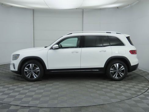 Certified 2025 Mercedes-Benz GLB 250 image 8