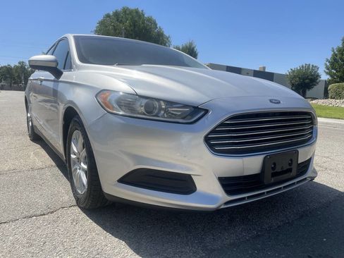 Used 2016 Ford Fusion S FWD image 11