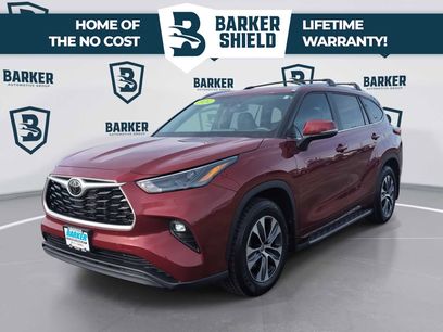 Used 2024 Toyota Highlander XLE