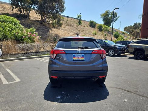 Used 2016 Honda HR-V EX image 6