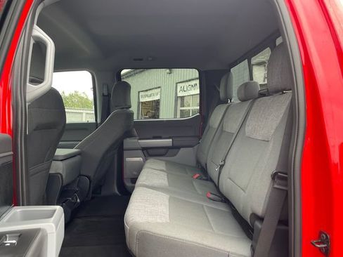 Used 2026 Ford F250 XLT w/ XLT Premium Package AWD/4WD image 12