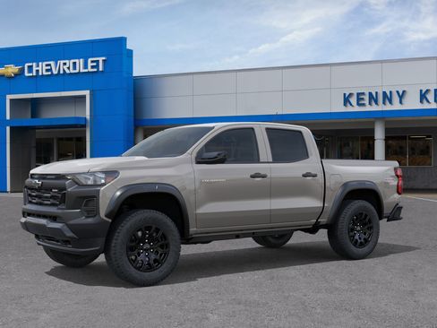 New 2026 Chevrolet Colorado Trail Boss AWD/4WD image 2