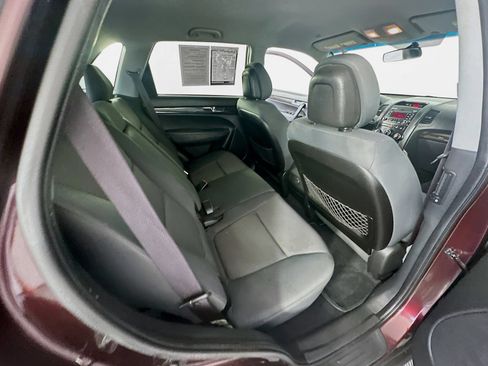 Used 2012 Kia Sorento FWD image 23