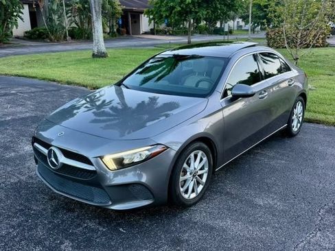 Used 2020 Mercedes-Benz A 220 image 1