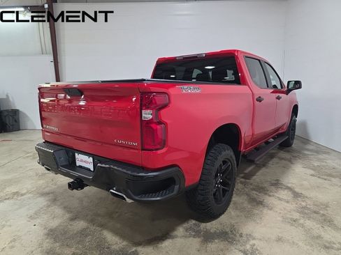 Used 2021 Chevrolet Silverado 1500 Custom Trail Boss w/ Safety Confidence Package image 6