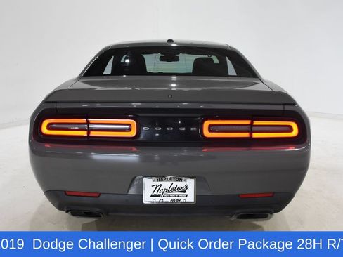 Used 2019 Dodge Challenger R/T RWD image 5