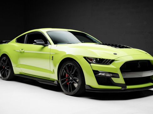 Used 2020 Ford Mustang Shelby GT500 w/ Technology Package image 85