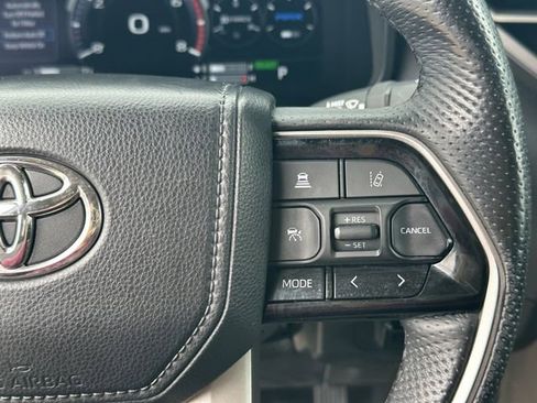 Used 2023 Toyota Tundra Limited image 14