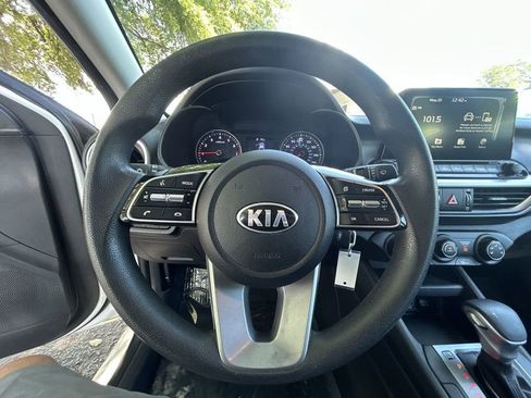 Used 2021 Kia Forte LXS FWD image 15