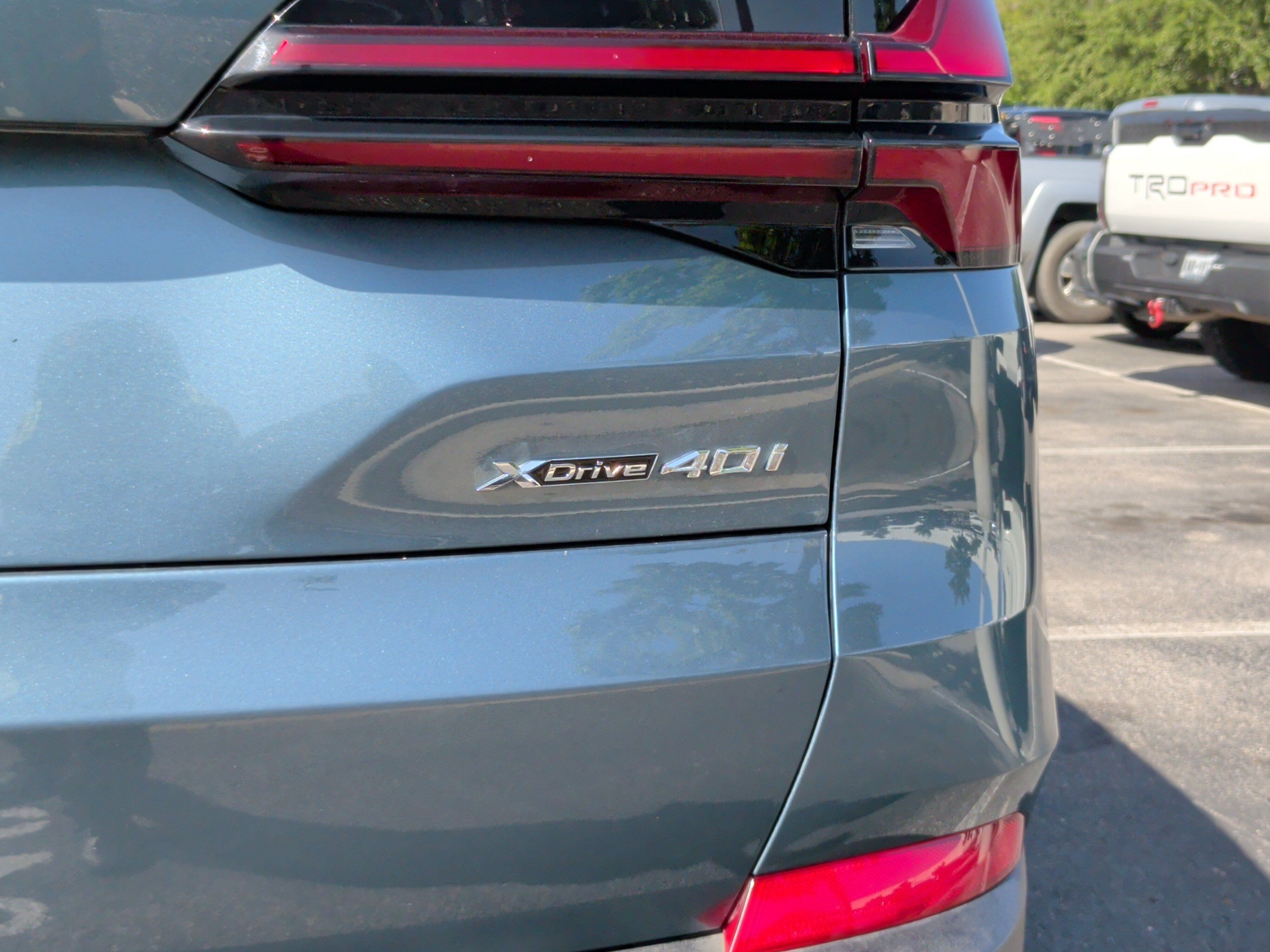 Used 2024 BMW X5 xDrive40i w/ Premium Package AWD/4WD image 11