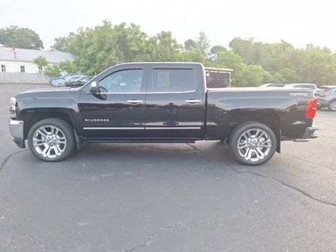 Used 2016 Chevrolet Silverado 1500 LTZ w/ LTZ Plus Package AWD/4WD image 6