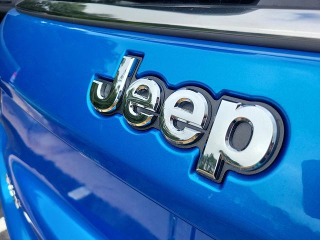Used 2024 Jeep Compass Latitude AWD/4WD image 35