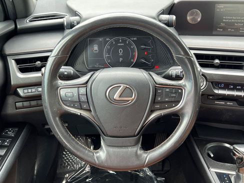 Used 2019 Lexus UX 200 w/ Accessory Package 2 FWD image 22